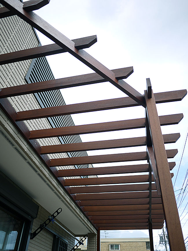 ウリンのパーゴラ