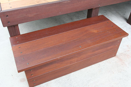 バレルサウナ用階段（踏み台）