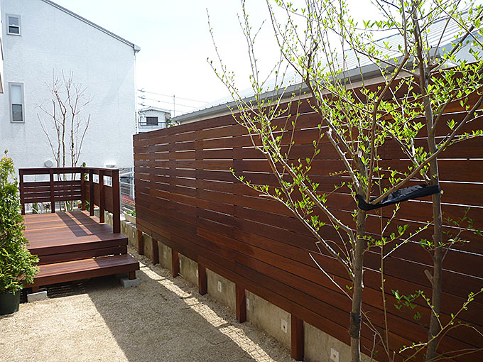 ウリンウッドフェンス施工例